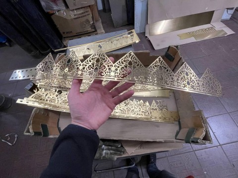 Изготовление короны с помощью лазерной резки латуни толщиной 1мм