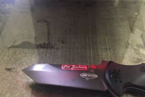 Лазерная гравировка на ноже