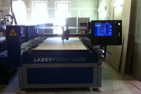 Лазерное оборудование купить. Лазерный комплекс LASERFORM 2500
